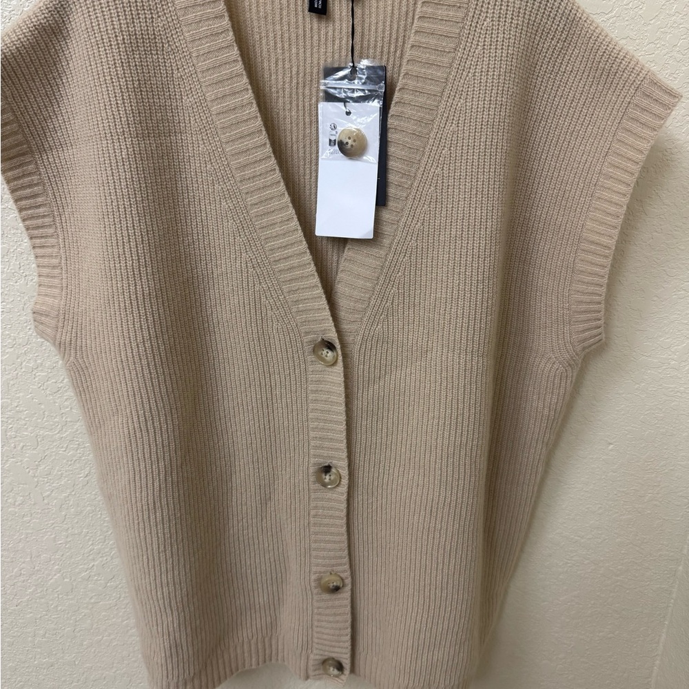 Weekend Max Mara New                    Women's Beige Sleeveless Sweater Vest XL